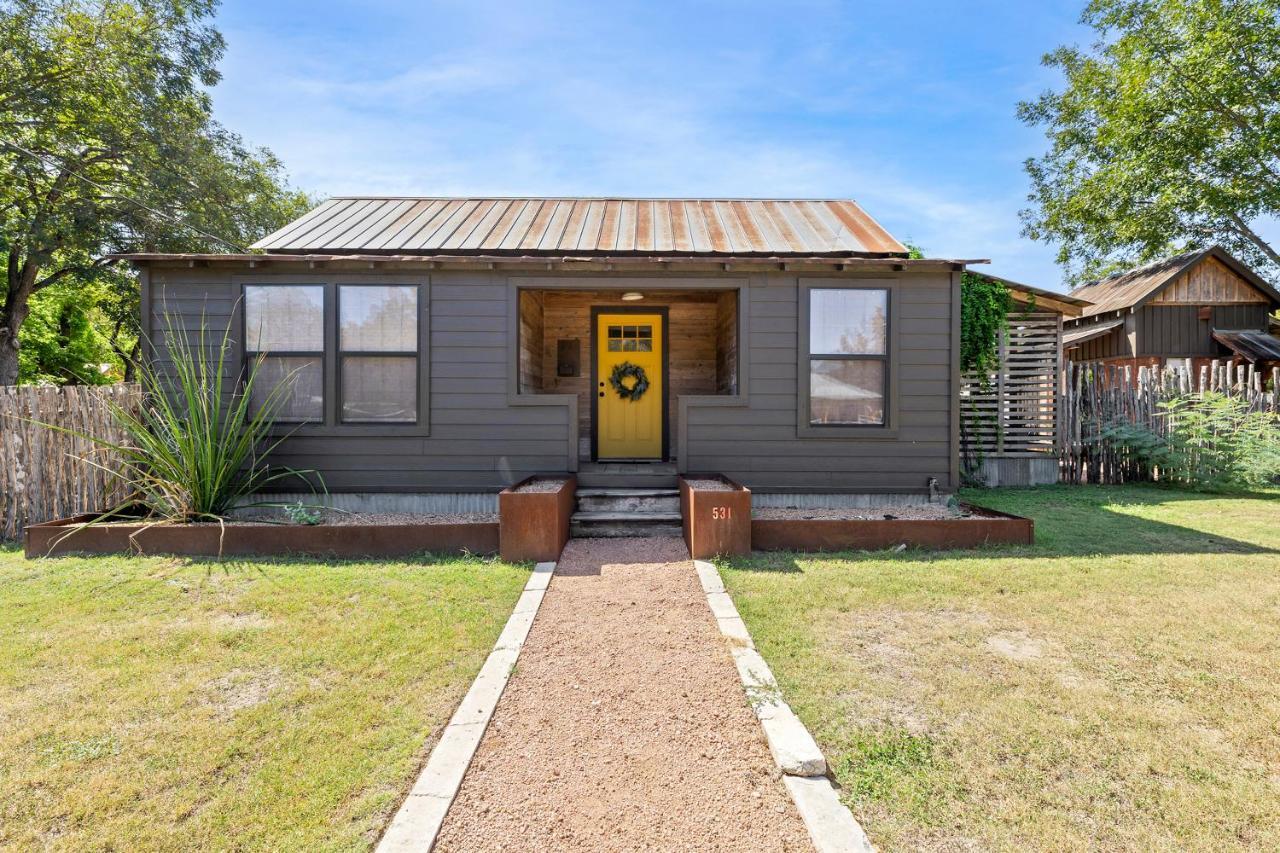 Camp Comfort Exterior photo