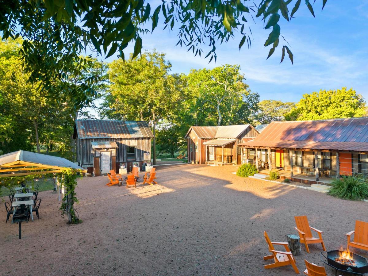 Camp Comfort Exterior photo